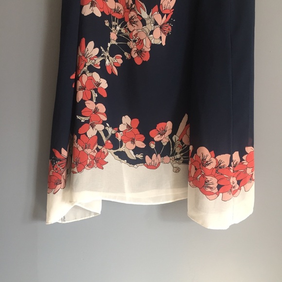 Max Studio Sleeveless Shift Dress - Picture 4 of 5